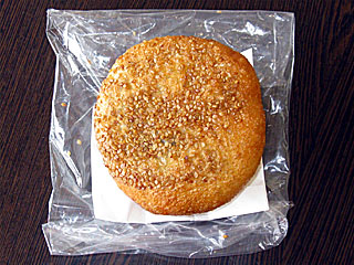 ゴマ揚げパン