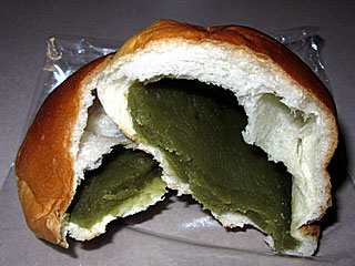 ひき茶あんぱん