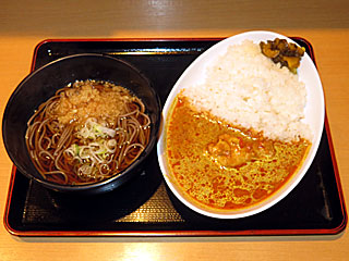 よもだカレー半たぬきそばセット