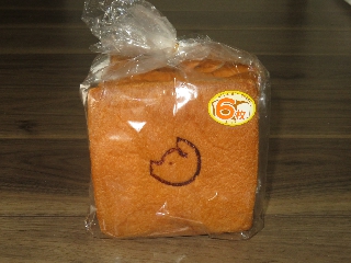 絹の食パン