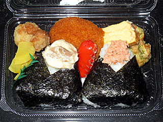 おにぎりおかずセット