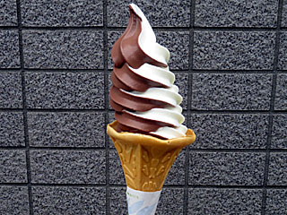 �C�^���A���`���R�~�b�N�X�\�t�g�N���[��