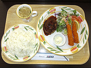 ハンバーグと海老フライ