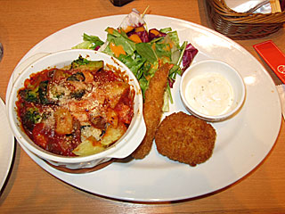 チキンと野菜のオーブン焼きサルサ風味&海老フライ&ホタテクリーミーフライ