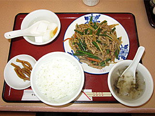 豚肉とニンニクの芽の炒め物
