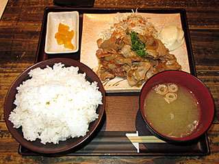 豚の生姜焼き定食