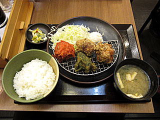 彩りミックス定食