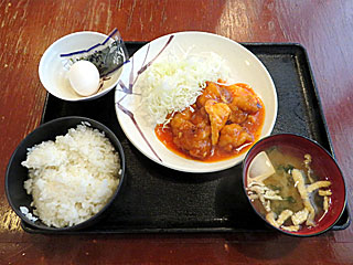 鶏と玉子のチリソース定食