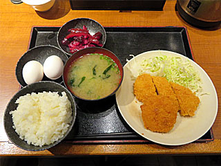 ロースカツカニクリームコロッケ定食