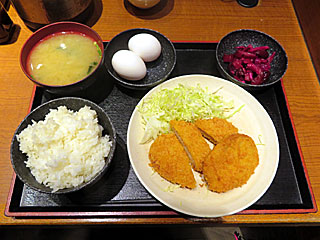 ロースカツ男爵コロッケ定食