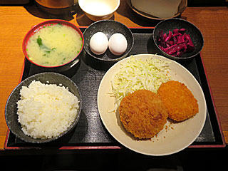 メンチカツコロッケ定食
