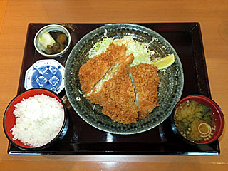 メンチカツ定食