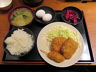 メンチカツイカ野菜カツうずらウインナー串定食