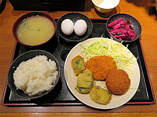 チーズインメンチカツ真アジしそ巻天コロッケ定食