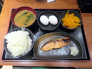 秋鮭の塩焼き定食