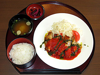 グリルチキン定食