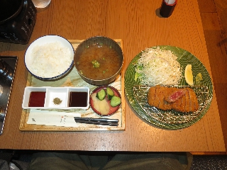 牛ロースカツ膳