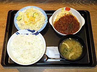 シャリアピンソースハンバーグ定食