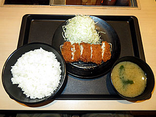 チキンかつ定食