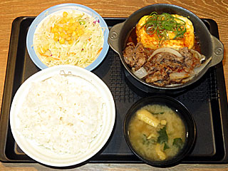 旨辛豆腐牛バラ焼定食